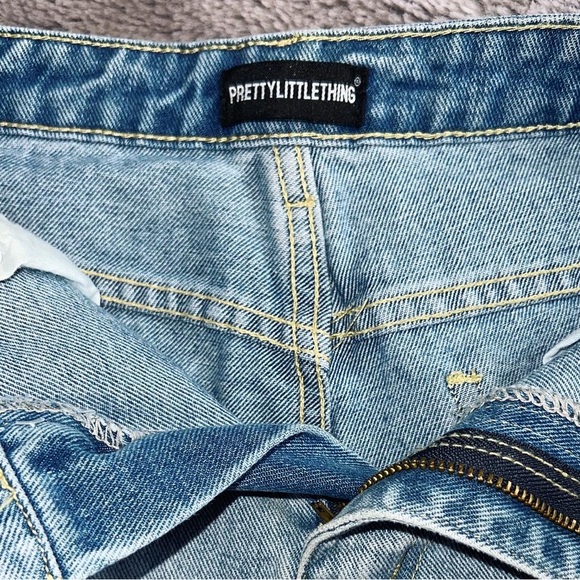 PRETTYLITTLETHING Size 6 - Picture 3 of 3